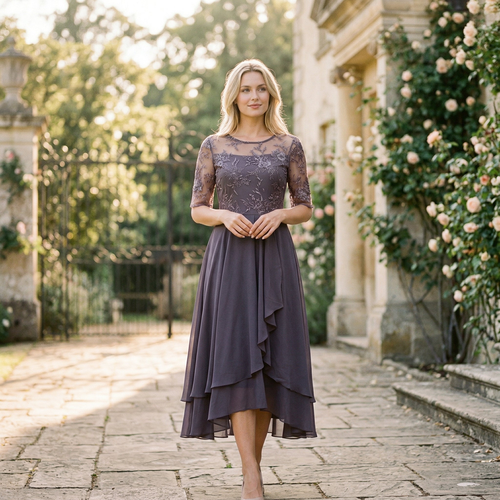 Amelia - Elegancka Sukienka na Wesele z Koronką 6